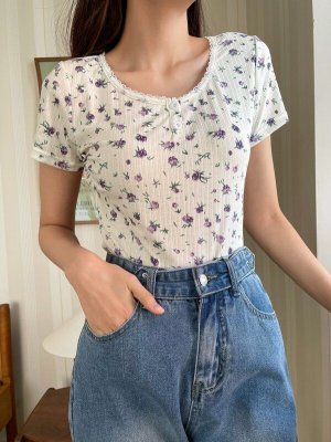 Ditsy Floral Contrast Lace Half Button Tee